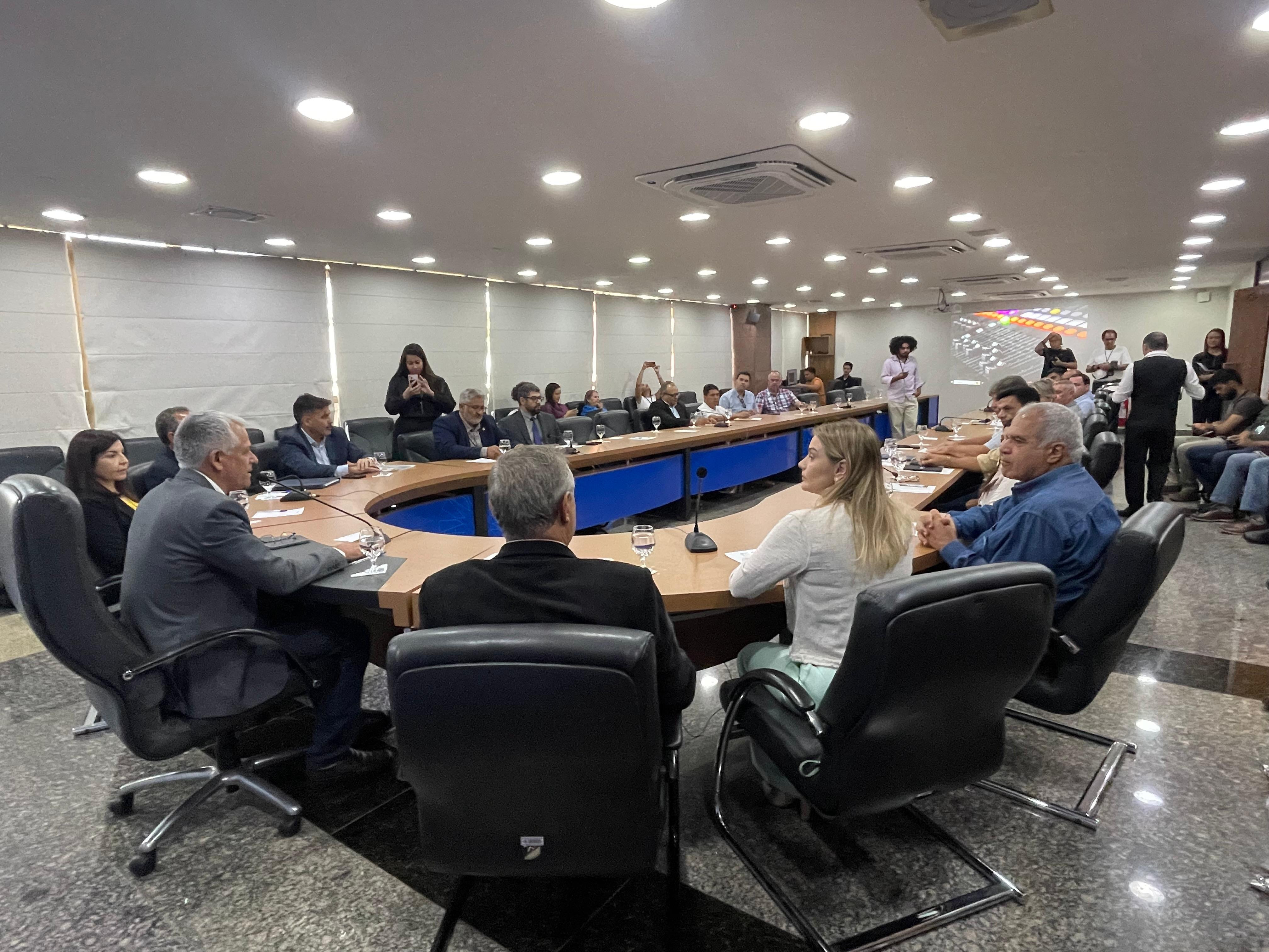 Sistema OCB/TO reforça demandas de cooperativas agrícolas em reunião com o governo estadual