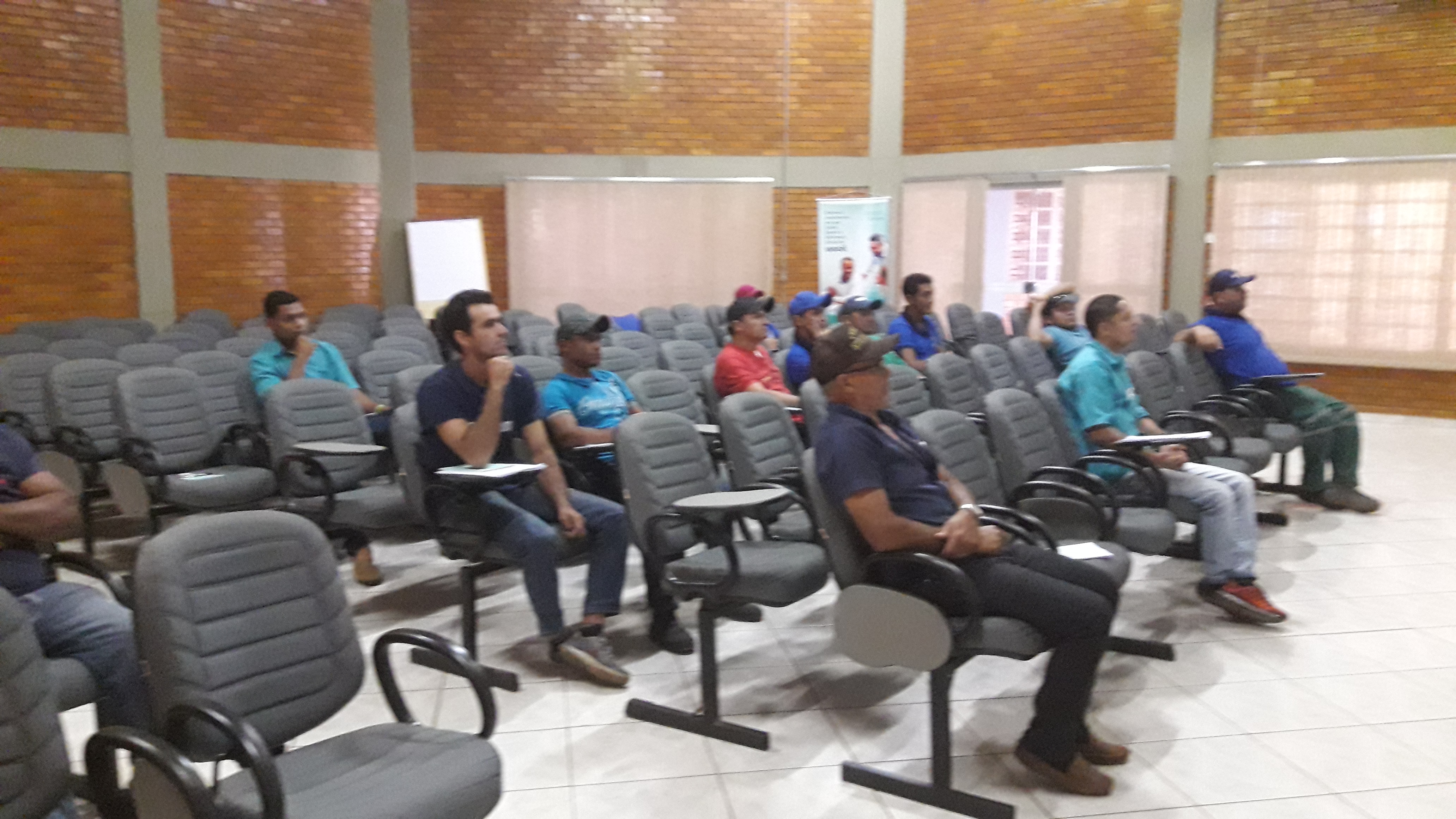 Curso NR10 Segurança em Instalações e Serviços com Eletricidade