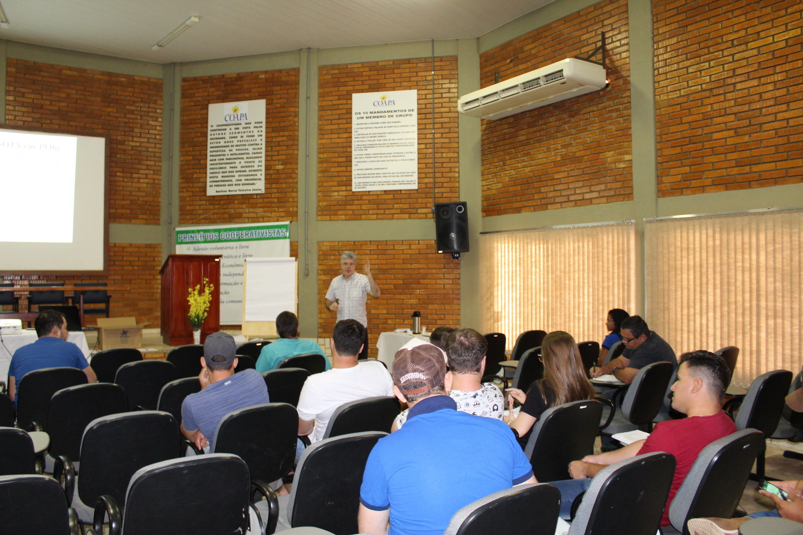 Em Pedro Afonso, treinamento aborda comercialização e gestão de risco em soja e milho.