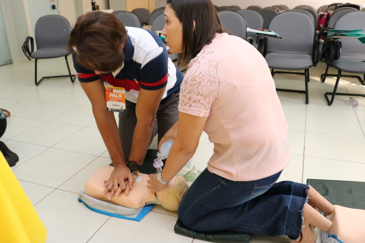 Cooperados e colaboradores da Unimed Palmas recebem treinamento com certificação internacional